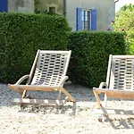 Chambres D'hotes La Sauvageonne Guest house