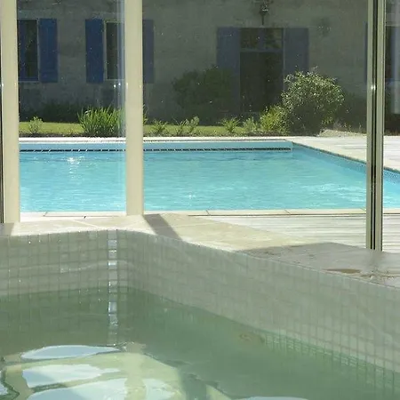 D'hôtes La Sauvageonne * Saint-Palais (Gironde)